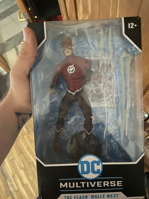 McFarlane Flash Wally West figure like new