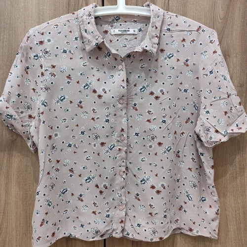 Pull&Bear Vintage Pink Floral Crop Shirt size S like new