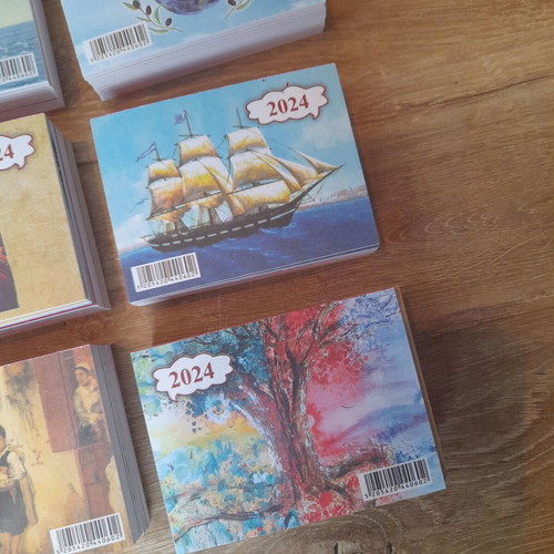 2024 wall monthly calendars, pack of 8 new