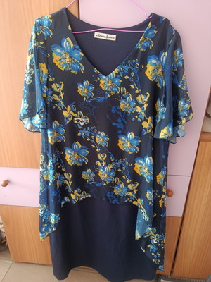 Blue Printed Dress 2XL like new, elegant plus size option