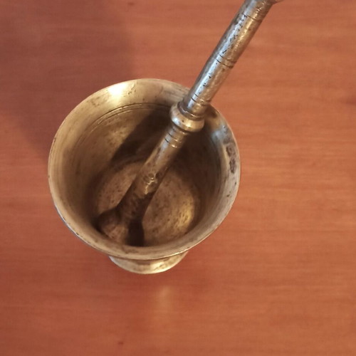 Vintage 1960 brass mortar like new