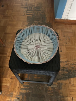 Plastic fruit bowl like new