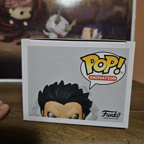 Funko Pop! One Piece Luffy Gear Four #926 new, Chalice Collectibles Exclusive