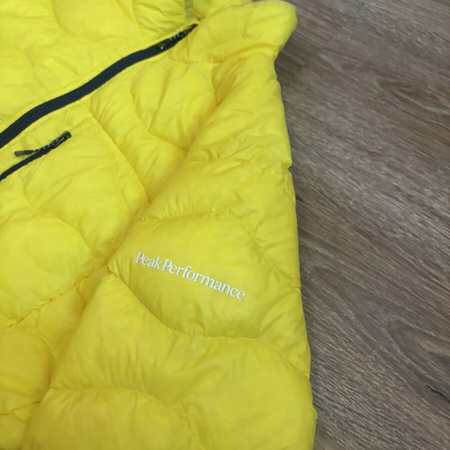 Peak Performance Helium 700 CUIN Down Hybrid Jacket M like new, yellow