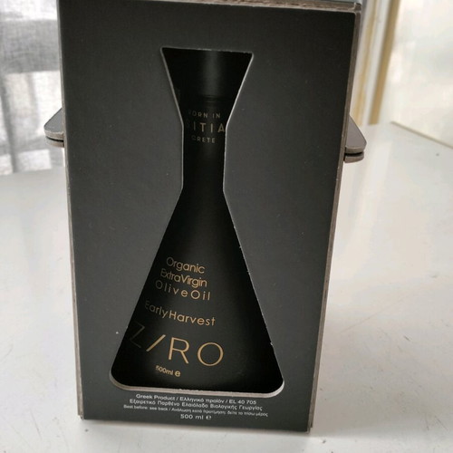 Ziro collectible bottle like new with box