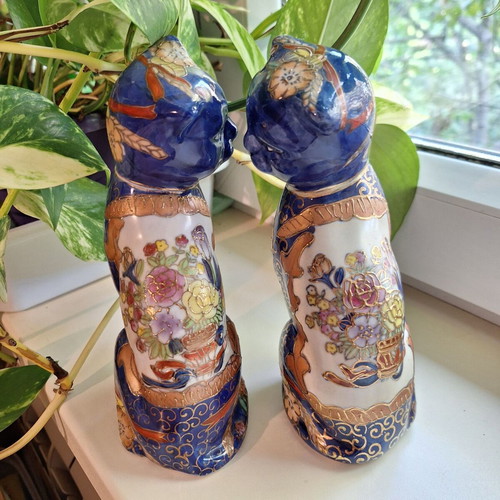 Decorative ceramic cats like new, hand-painted blue with gold ornaments