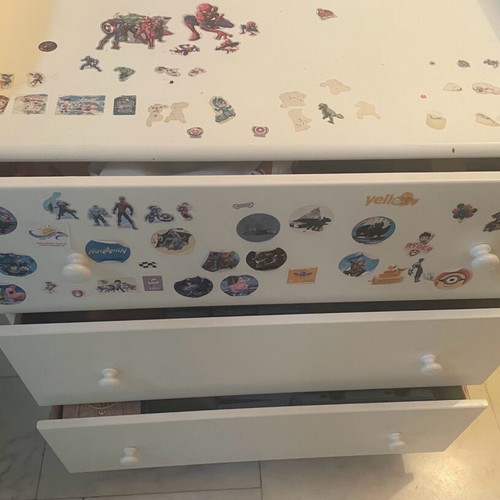 Casababy baby changing dresser like new white with 3 large drawers