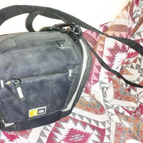 Case Logic SLR Camera Holster TBC-306 Black shoulder bag with Nikon strap like new