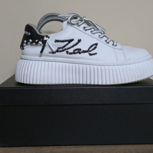 Karl Lagerfeld women's lightweight sneakers like new, black and white