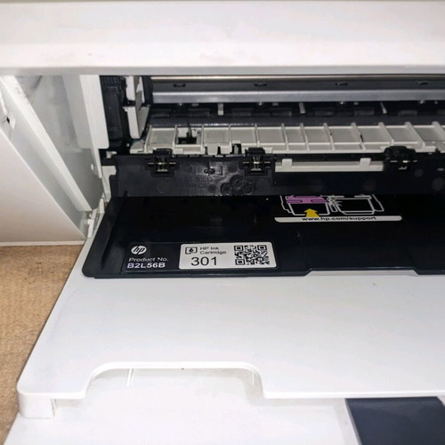 HP Deskjet 1510 all-in-one like new, printer and scanner