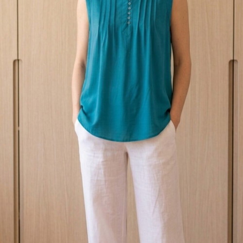 Attrattivo sleeveless blouse turquoise size S like new
