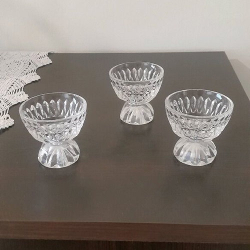 Glass liqueur glasses like new, vintage 1950s