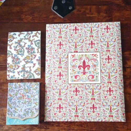 Stationery set and notebooks with Florentine design new