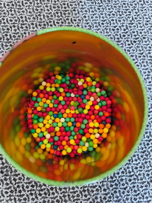 Plastic airsoft balls like new, pack of 800 colorful