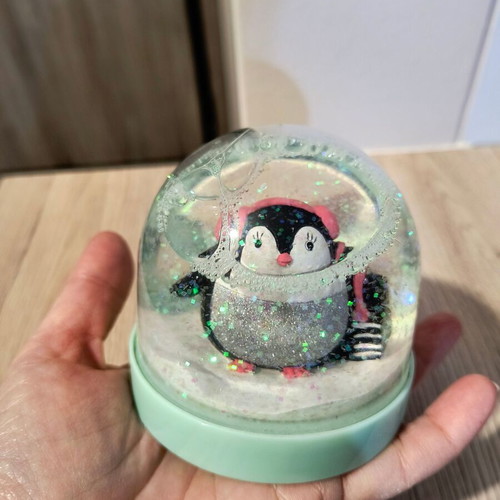 Sephora Snow Globe Penguin like new