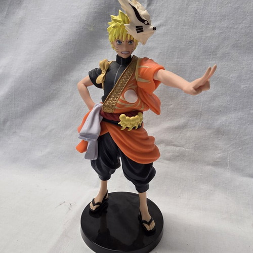 Naruto Uzumaki figure from Naruto Shippuden 20th Anniversary, like new
