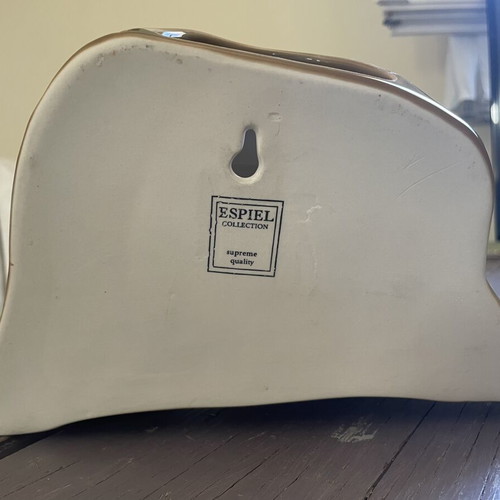 Vase shaped like a hat Espiel like new