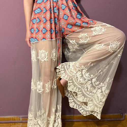 Nidodileda lace pants like new, onesize