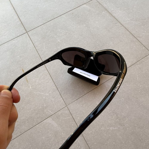 Balenciaga sunglasses brand new, black