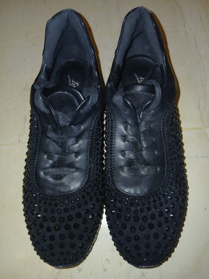 Sneakers Ioannis black with rhinestones used, very comfortable and lightweight