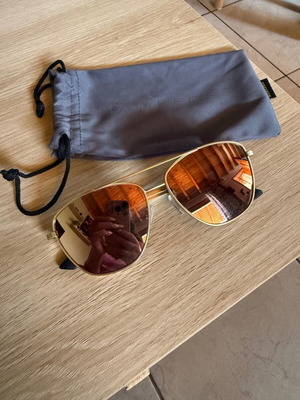 Hawkers sunglasses new, pink mirror lenses, gold frame