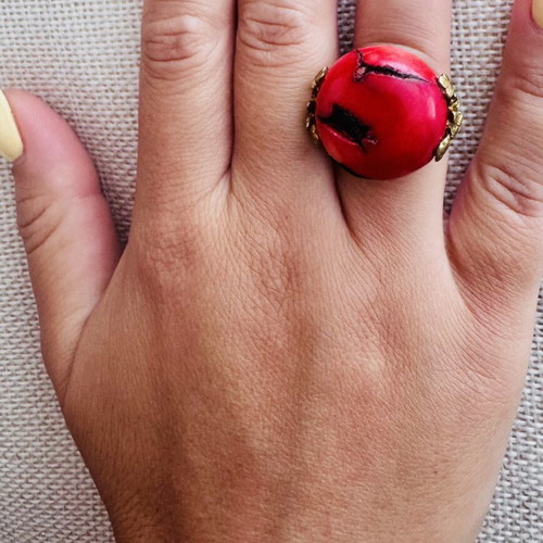 Silver 925 ring with authentic coral, vintage handmade no 55