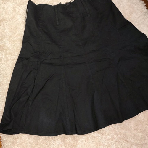 Women's skirt Medium black like new