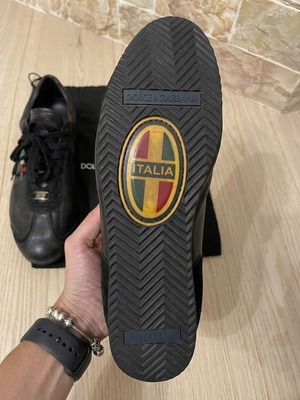 Dolce & Gabbana Italia low-top leather sneakers, black