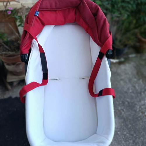 Chicco Trio Enjoy Fun stroller set like new, red