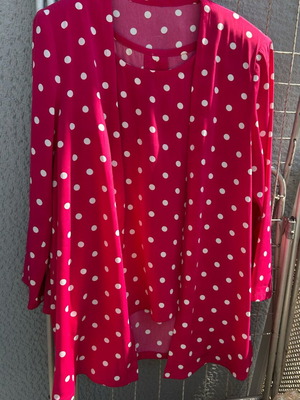 Set of 3 pieces tailored, like new, fuchsia polka dot