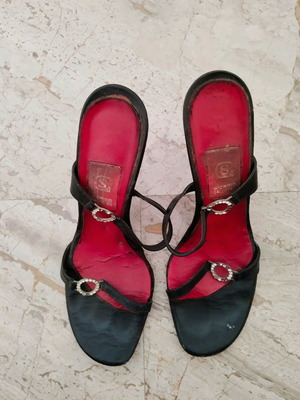 Final price 4€ Women's sandals size 37