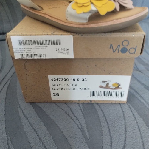 Mod8 Cloneha leather sandals for girls, size 26, white