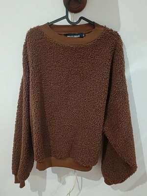 Brown hoodie sweater, size M/L