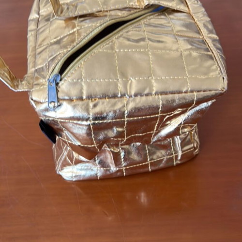 Insulated gold lunch bag new