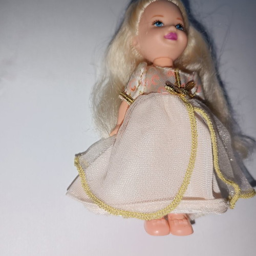 Barbie Kelly Club Princess Kelly 1999 doll used