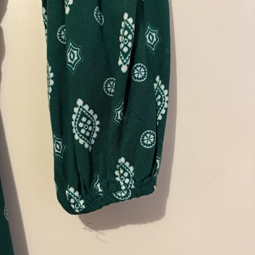 Dress with long sleeves and belt like new, green, size M
