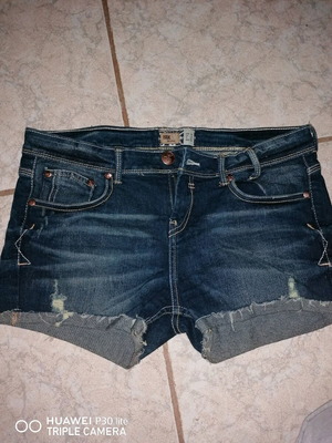 Bershka denim shorts like new, size 38