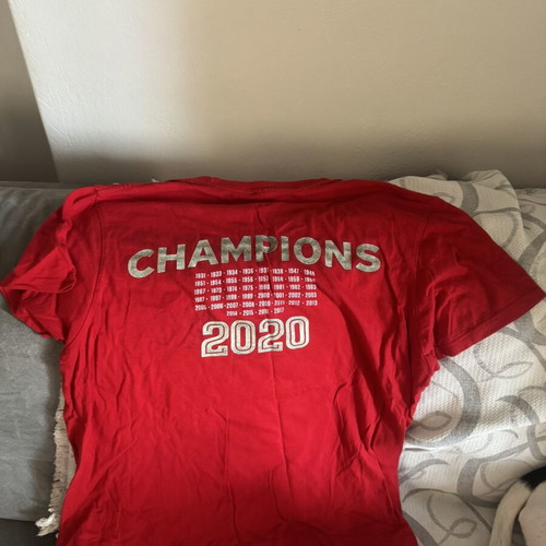 Olympiacos T shirt like new