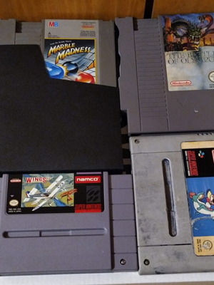 Nintendo SNES and NES game bundle used, 4 games