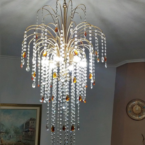 Six-light living room chandelier like new with crystals