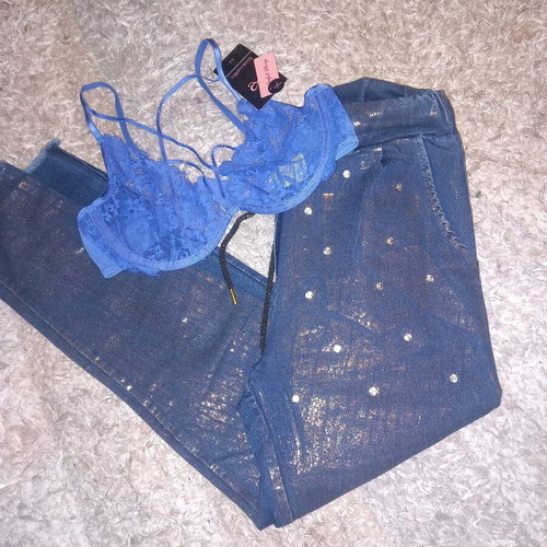 Elastic jeans with rhinestones and Hunkemöller c75 bralette like new, size S/M