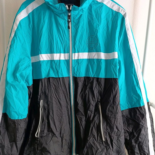 Nautica men's windbreaker jacket like new, M/L, multicolor