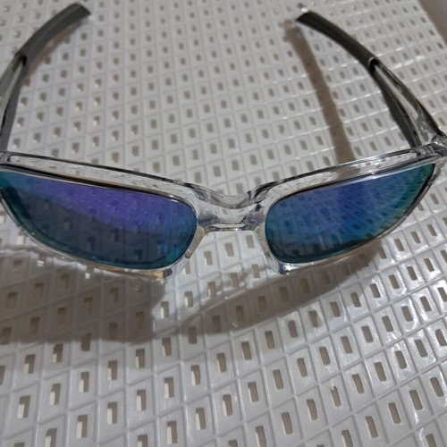 Oakley oo9247-06 women's sunglasses new with violet iridium lenses