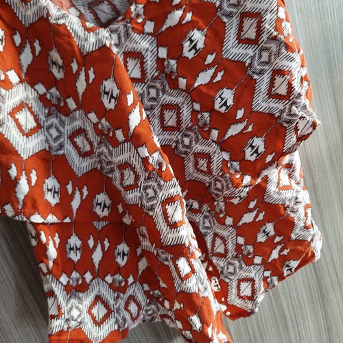 Bsb top used with ethnic pattern and asymmetric cut