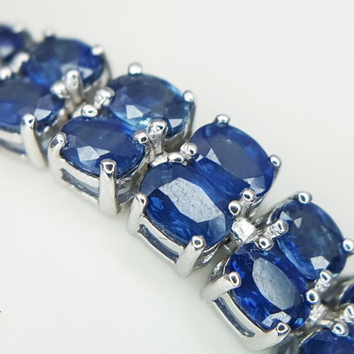 Double tennis bracelet with tanzanite gemstones like new