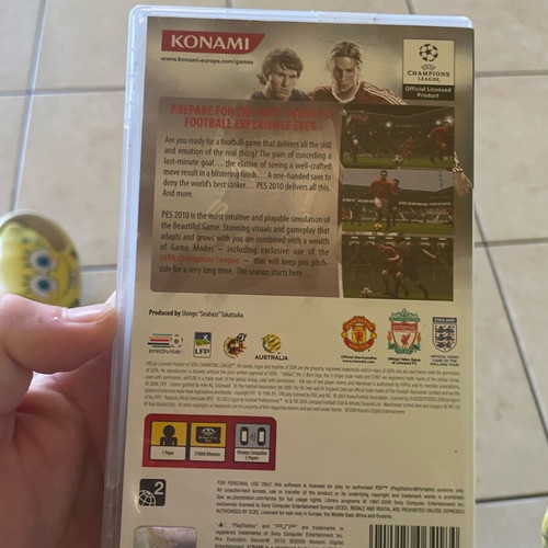 PES 2010 for PSP used with case and manual
