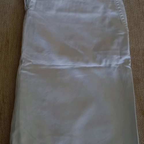 White shorts like new, size M