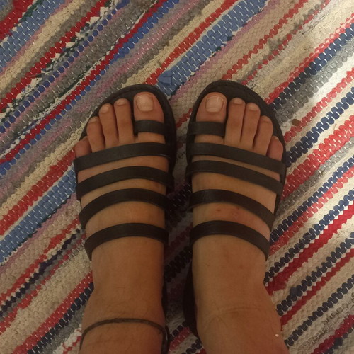 Kouros Handmade Leather Sandals like new, black