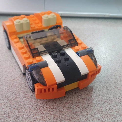 Lego Creator Sunset Speeder 31017 used without instructions and box