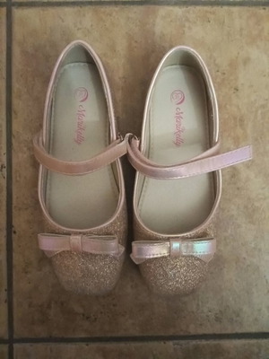 Ballerinas No 31 like new, rose gold with glitter and bow